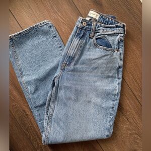 Abercrombie High Rise Taper Jeans